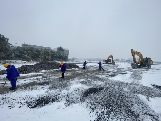 中国十七冶：浴“雪”奋战 高效施工(图1)