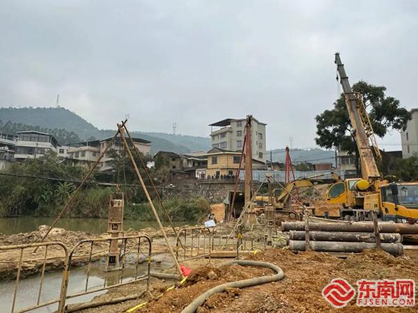 新罗区铁山镇平林桥重建工程进入施工攻坚阶段(图1)