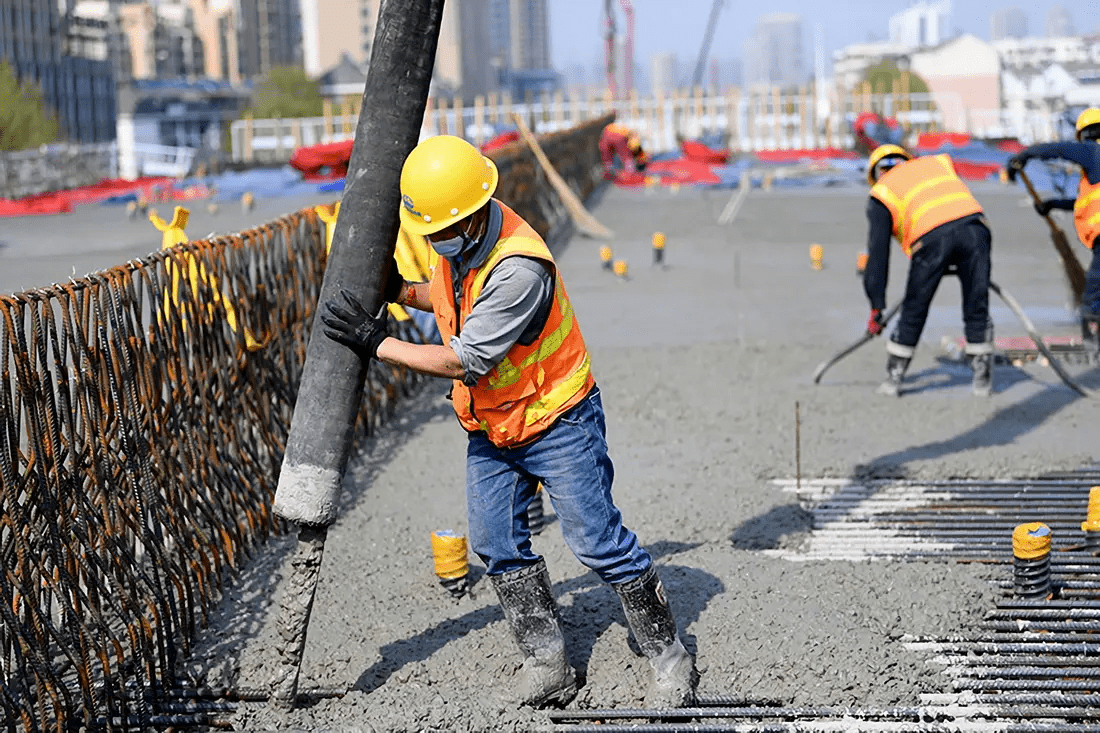 怎样防范工程施工安全？看看住建厅是怎么说的！(图1)