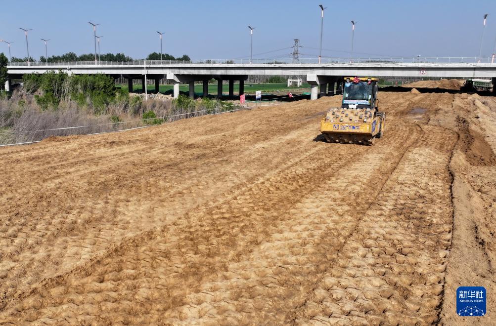 河北涿州：北拒马河涿州段应急防洪治理工程施工正酣(图4)